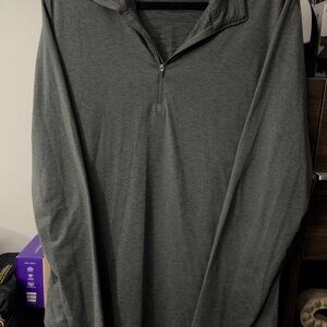 Vuori Ease Performance 1/2 Zip 2.0 Mens Medium‎ Pullover